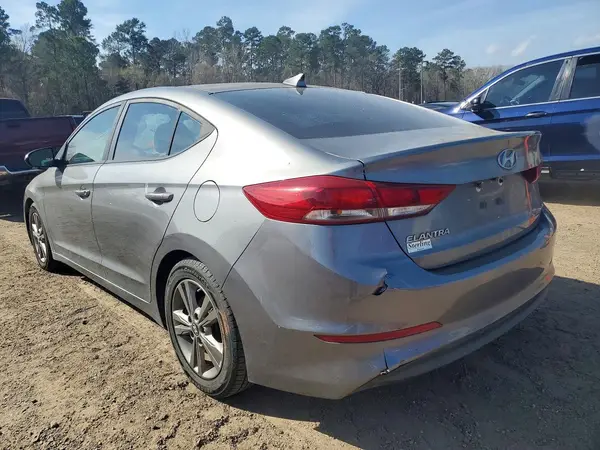 5NPD84LF6JH317920 2018 HYUNDAI ELANTRA - Image 2