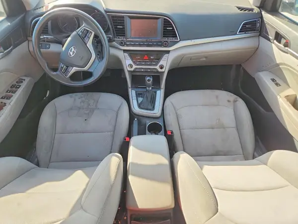 5NPD84LF6JH318422 2018 HYUNDAI ELANTRA - Image 8