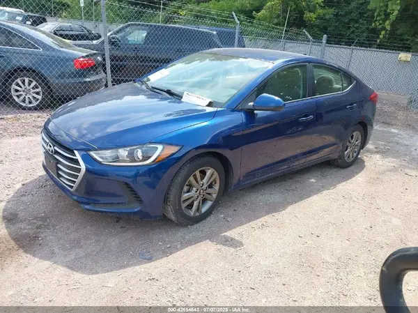 5NPD84LF6JH319375 2018 HYUNDAI ELANTRA - Image 2