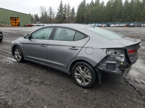 5NPD84LF6JH321952 2018 HYUNDAI ELANTRA - Image 2
