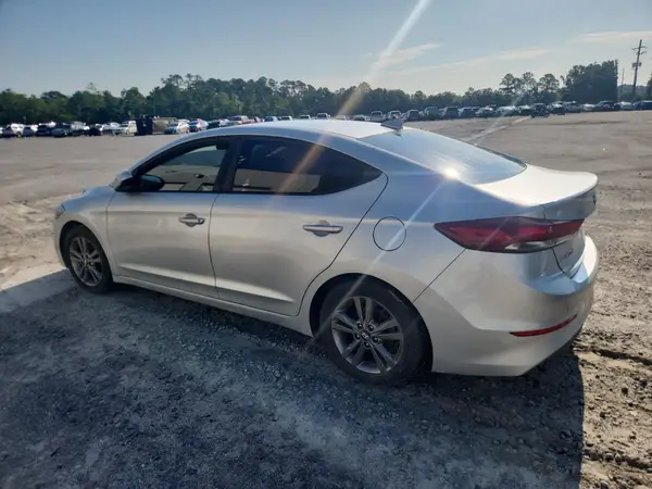 5NPD84LF6JH325306 2018 HYUNDAI ELANTRA - Image 2