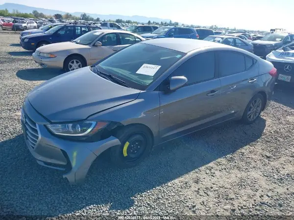 5NPD84LF6JH325922 2018 HYUNDAI ELANTRA - Image 2