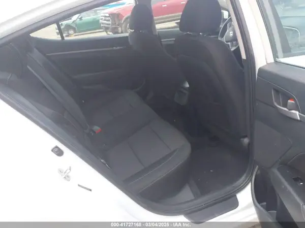 5NPD84LF6JH326102 2018 HYUNDAI ELANTRA - Image 8