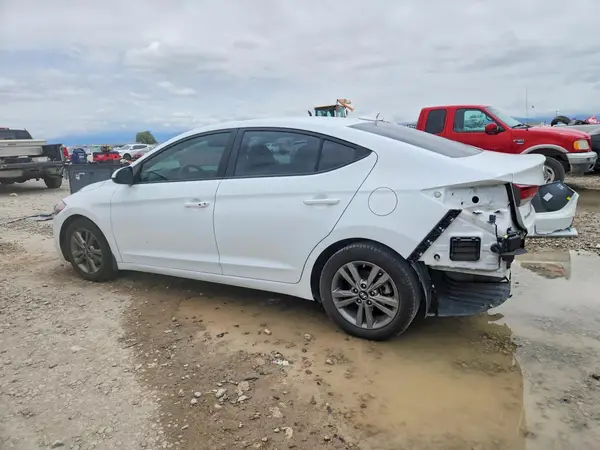 5NPD84LF6JH326214 2018 HYUNDAI ELANTRA - Image 2