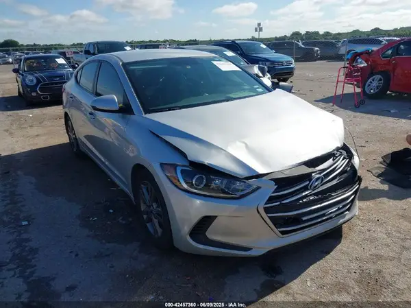 5NPD84LF6JH328772 2018 HYUNDAI ELANTRA - Image 1