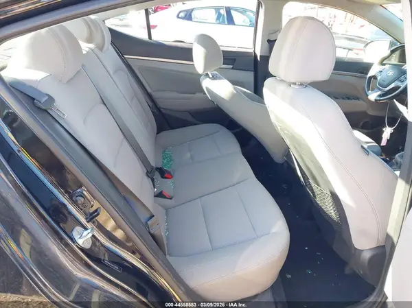 5NPD84LF6JH329291 2018 HYUNDAI ELANTRA - Image 8