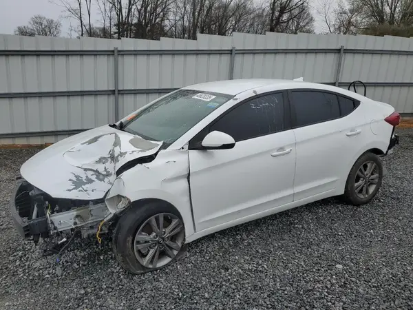 5NPD84LF6JH330215 2018 HYUNDAI ELANTRA - Image 1