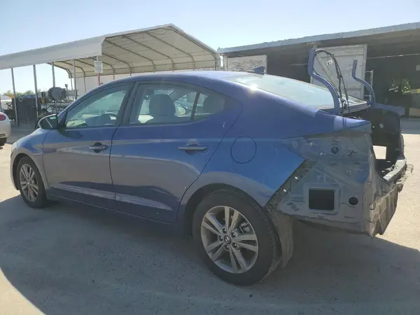 5NPD84LF6JH330439 2018 HYUNDAI ELANTRA - Image 2