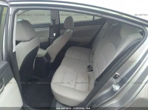 5NPD84LF6JH330893 2018 HYUNDAI ELANTRA - Image 8