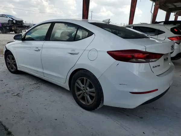 5NPD84LF6JH333891 2018 HYUNDAI ELANTRA - Image 2