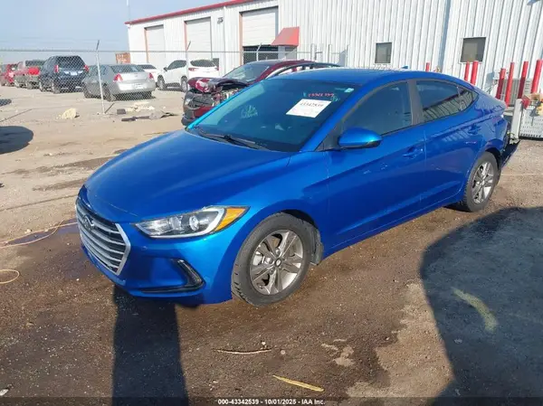 5NPD84LF6JH334281 2018 HYUNDAI ELANTRA - Image 2