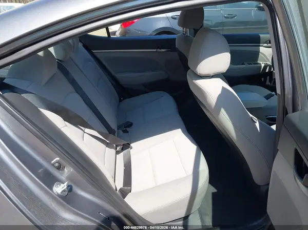 5NPD84LF6JH334880 2018 HYUNDAI ELANTRA - Image 8