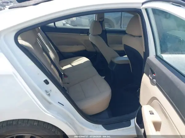 5NPD84LF6JH336905 2018 HYUNDAI ELANTRA - Image 8