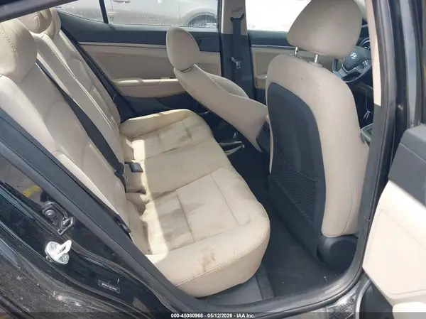 5NPD84LF6JH338458 2018 HYUNDAI ELANTRA - Image 8
