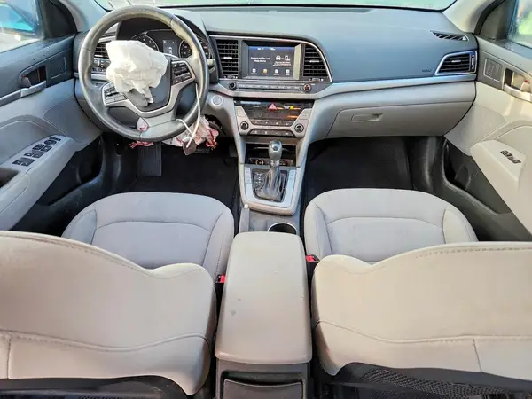 5NPD84LF6JH338783 2018 HYUNDAI ELANTRA - Image 8