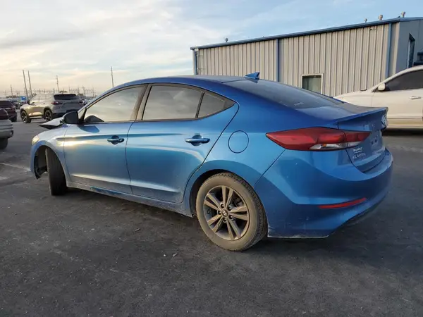 5NPD84LF6JH345300 2018 HYUNDAI ELANTRA - Image 2