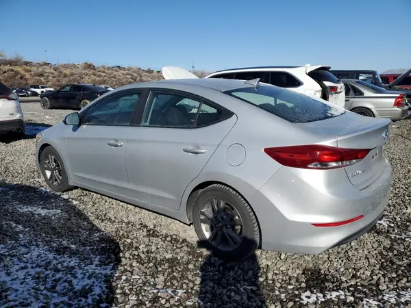 5NPD84LF6JH345894 2018 HYUNDAI ELANTRA - Image 2