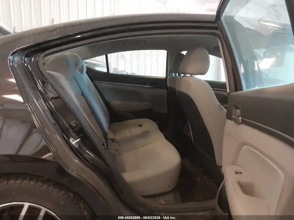 5NPD84LF6JH347211 2018 HYUNDAI ELANTRA - Image 8