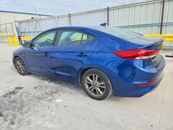 5NPD84LF6JH348441 2018 HYUNDAI ELANTRA - Image 2