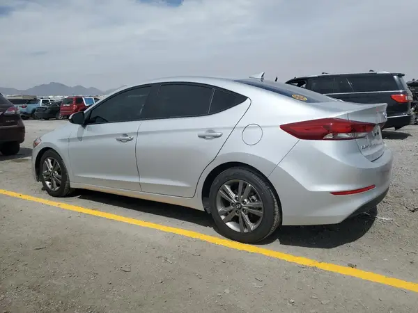 5NPD84LF6JH348780 2018 HYUNDAI ELANTRA - Image 2