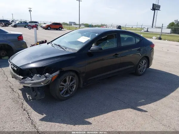 5NPD84LF6JH349685 2018 HYUNDAI ELANTRA - Image 2