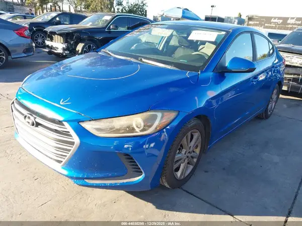 5NPD84LF6JH351940 2018 HYUNDAI ELANTRA - Image 2