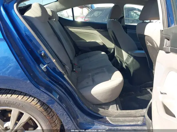 5NPD84LF6JH354255 2018 HYUNDAI ELANTRA - Image 8