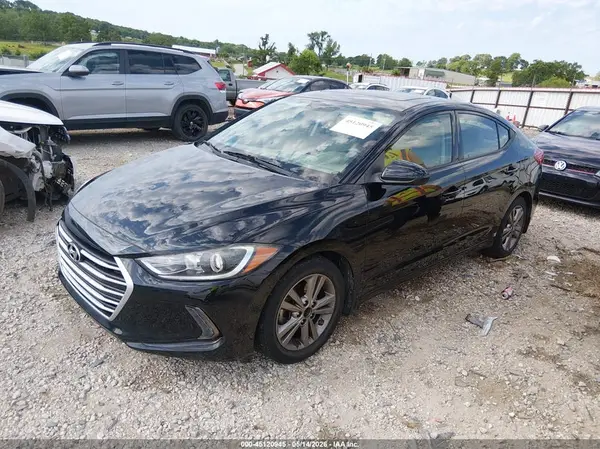 5NPD84LF6JH358239 2018 HYUNDAI ELANTRA - Image 2