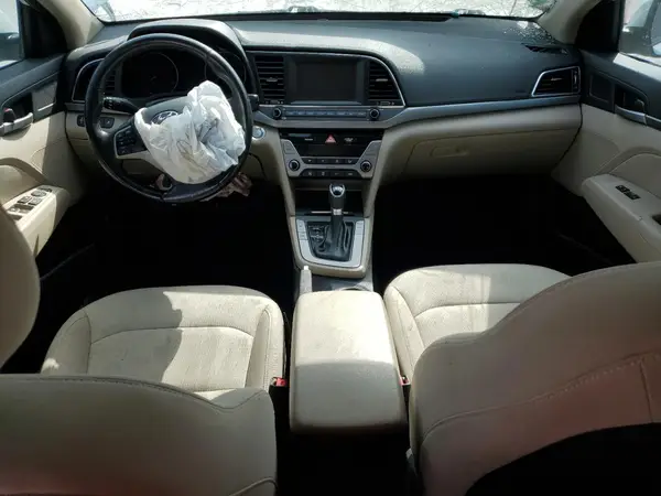 5NPD84LF6JH358256 2018 HYUNDAI ELANTRA - Image 8
