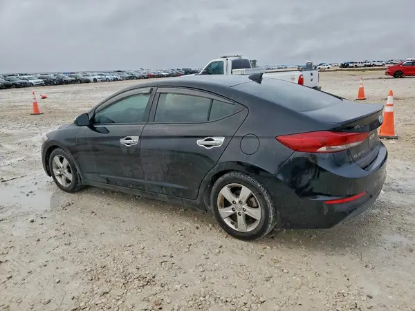 5NPD84LF6JH359407 2018 HYUNDAI ELANTRA - Image 2