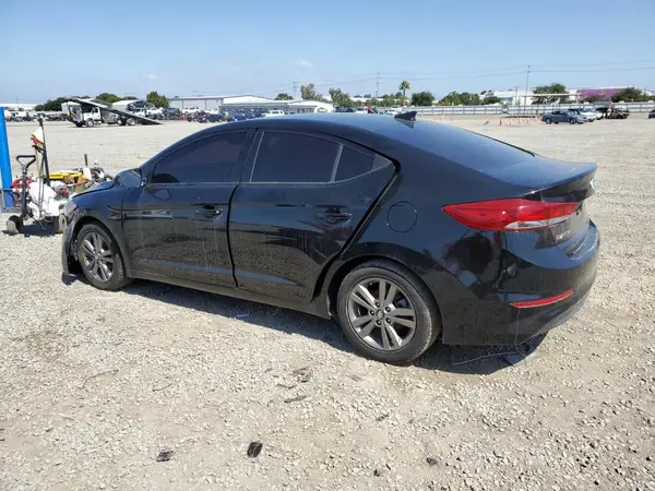 5NPD84LF6JH359665 2018 HYUNDAI ELANTRA - Image 2