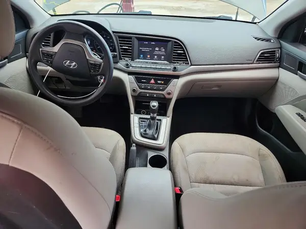 5NPD84LF6JH364218 2018 HYUNDAI ELANTRA - Image 8