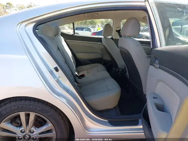 5NPD84LF6JH364512 2018 HYUNDAI ELANTRA - Image 8