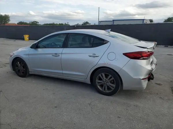 5NPD84LF6JH365093 2018 HYUNDAI ELANTRA - Image 2
