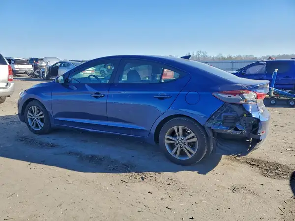 5NPD84LF6JH365403 2018 HYUNDAI ELANTRA - Image 2