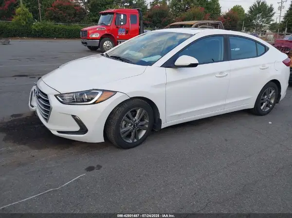 5NPD84LF6JH365532 2018 HYUNDAI ELANTRA - Image 2