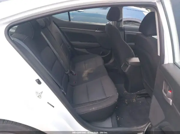 5NPD84LF6JH366096 2018 HYUNDAI ELANTRA - Image 8