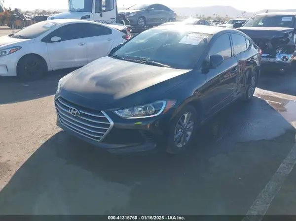 5NPD84LF6JH366793 2018 HYUNDAI ELANTRA - Image 2