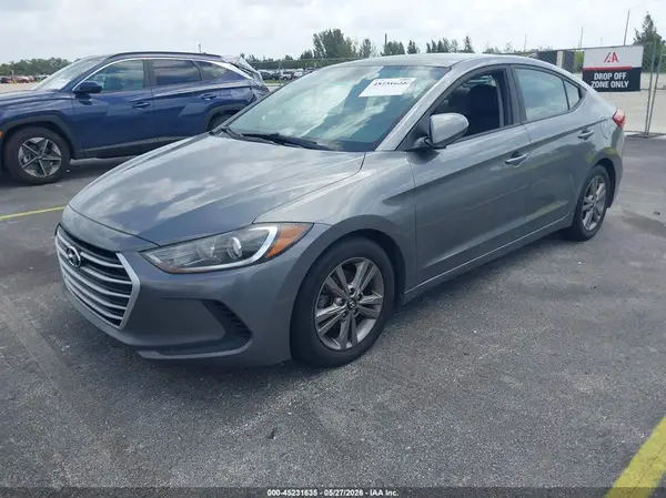5NPD84LF6JH366986 2018 HYUNDAI ELANTRA - Image 2