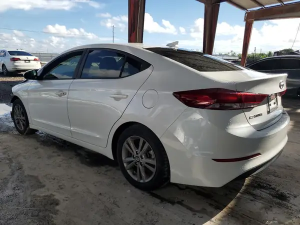 5NPD84LF6JH368270 2018 HYUNDAI ELANTRA - Image 2