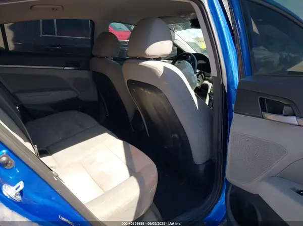 5NPD84LF6JH368544 2018 HYUNDAI ELANTRA - Image 8
