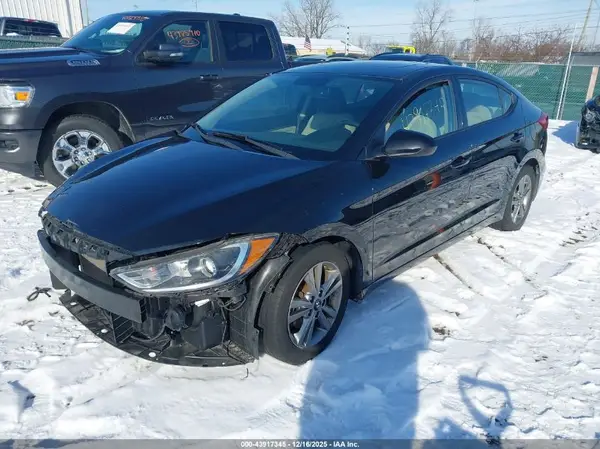 5NPD84LF6JH370570 2018 HYUNDAI ELANTRA - Image 2