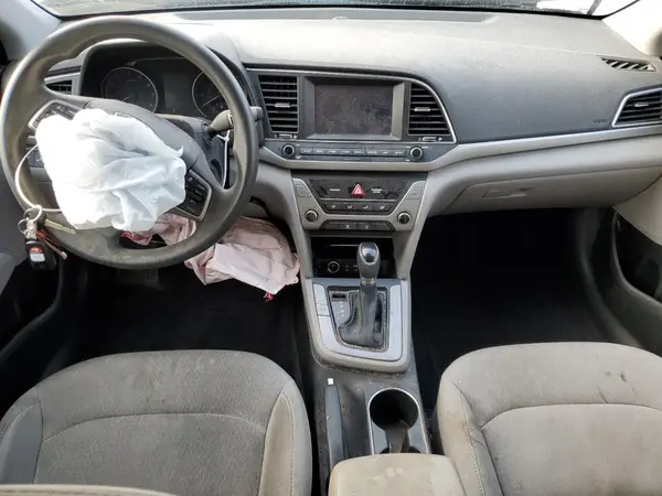5NPD84LF6JH371721 2018 HYUNDAI ELANTRA - Image 8