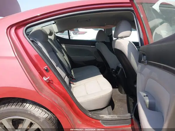 5NPD84LF6JH378037 2018 HYUNDAI ELANTRA - Image 8