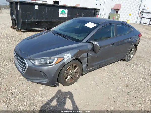 5NPD84LF6JH379835 2018 HYUNDAI ELANTRA - Image 2