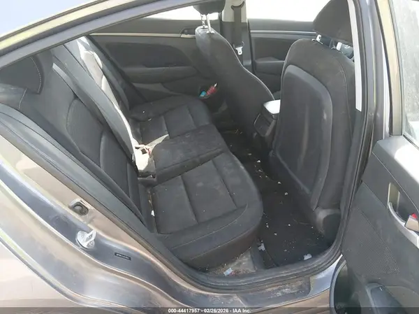5NPD84LF6JH379835 2018 HYUNDAI ELANTRA - Image 8