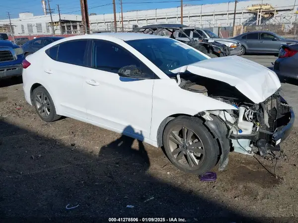 5NPD84LF6JH380810 2018 HYUNDAI ELANTRA - Image 1