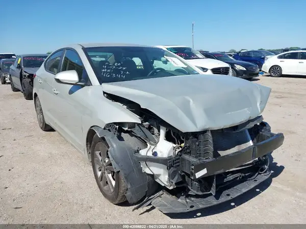 5NPD84LF6JH383402 2018 HYUNDAI ELANTRA - Image 1