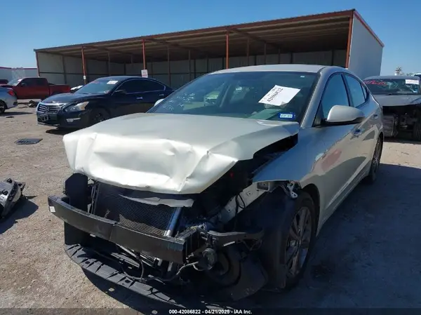 5NPD84LF6JH383402 2018 HYUNDAI ELANTRA - Image 2