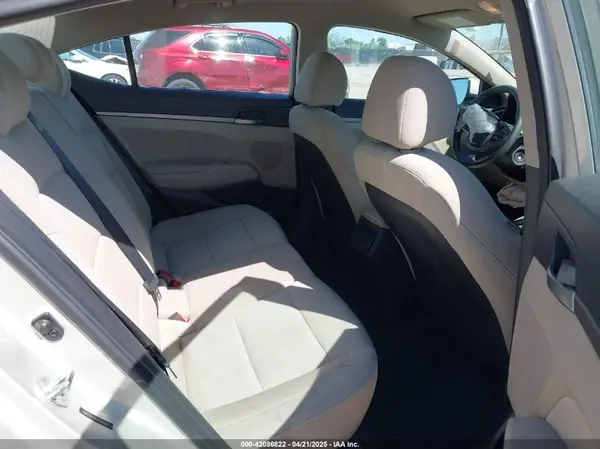5NPD84LF6JH383402 2018 HYUNDAI ELANTRA - Image 8